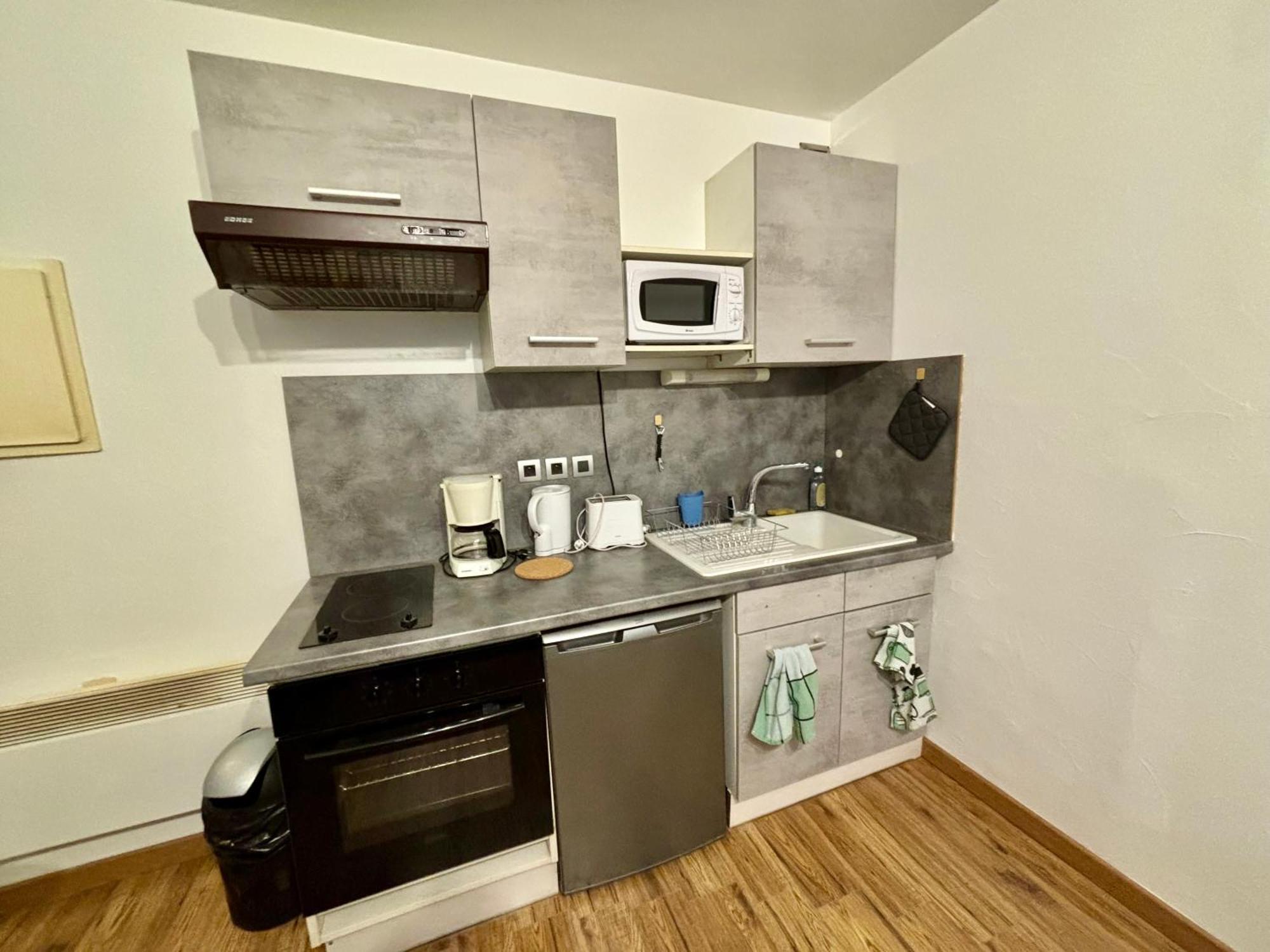 Studio - Baignoire - Pret De Vtt - Lave Linge Le Puy-en-Velay Exterior photo